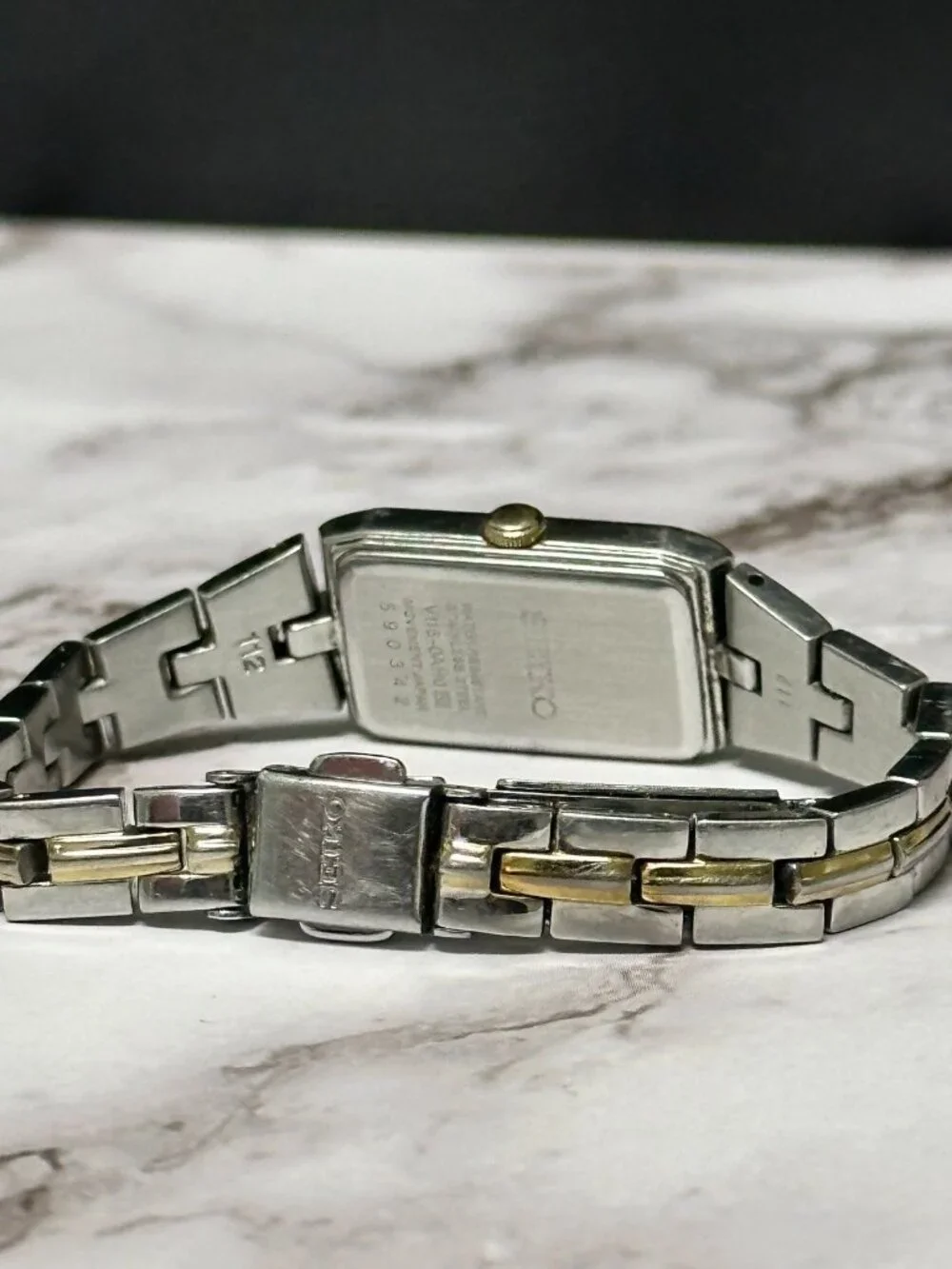 Vintage Seiko Solar Watch Women Silver Gold Two Tone Black Dial 5.75 Inch - Picture 7 of 12